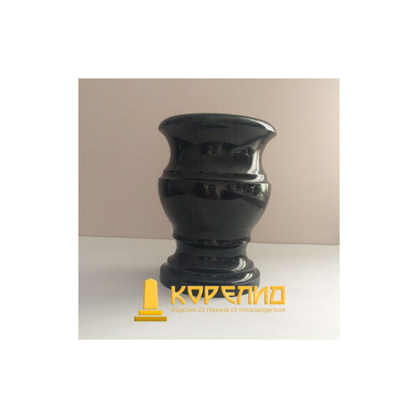 Ваза гранитная Б-20